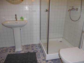 Фото номера Двухместный номер с 2 отдельными кроватями Гостевой дом Vapramäe Guesthouse г. Tõravere 10