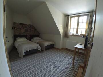 Фото номера Двухместный номер с 2 отдельными кроватями Гостевой дом Vapramäe Guesthouse г. Tõravere 19